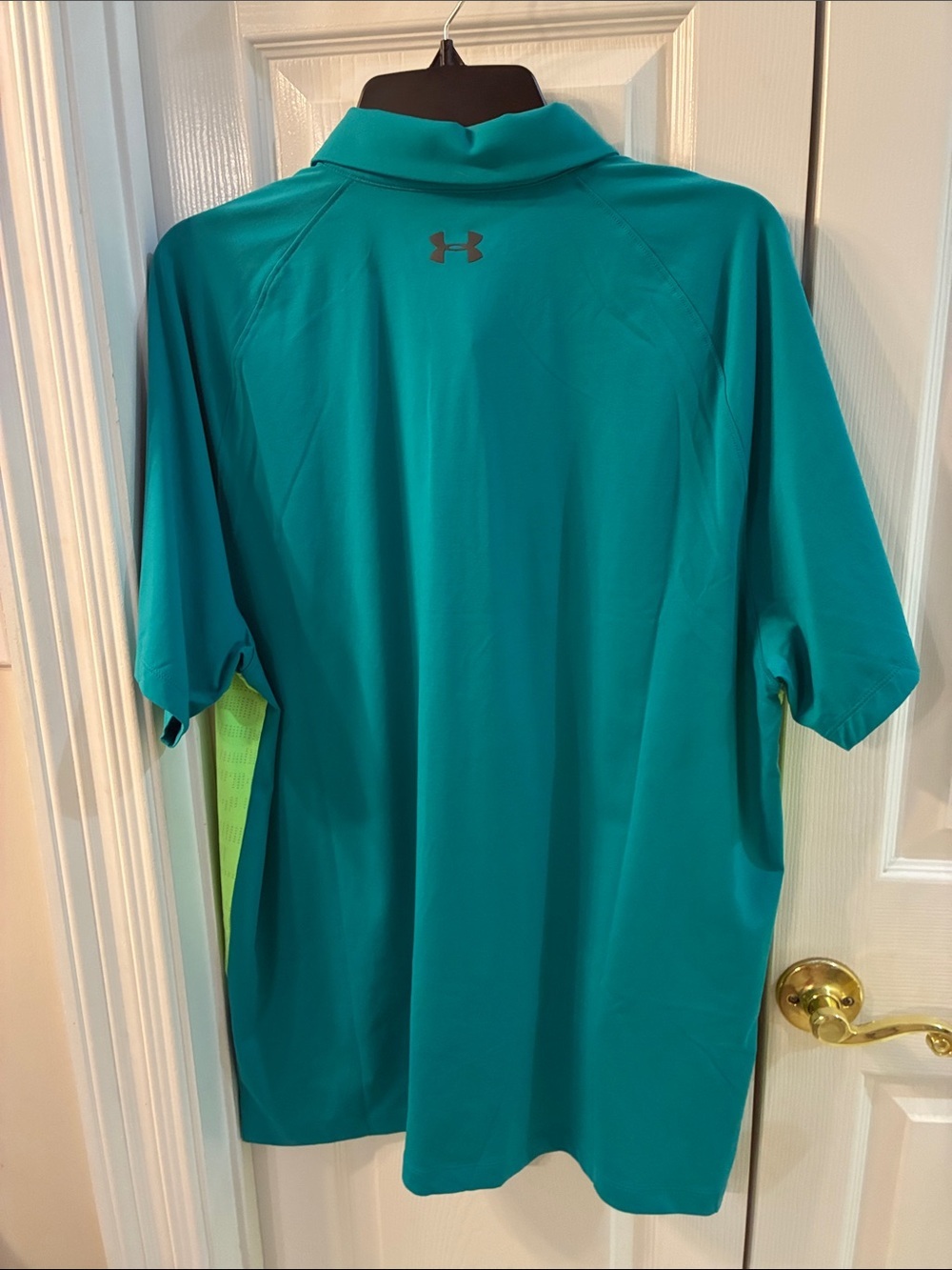 NWT Under Armour Heat Gear Men's Teal and Neon Green Colorblock Polo Shirt SZ XL - Picture 4 of 5